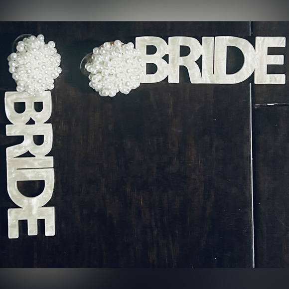 Bride bag with accessories - Picture 2 of 4